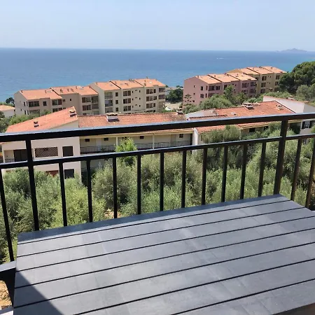 Location Corsica アパート