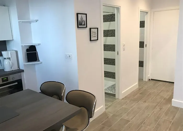 Location Corsica * אז'אקסיו