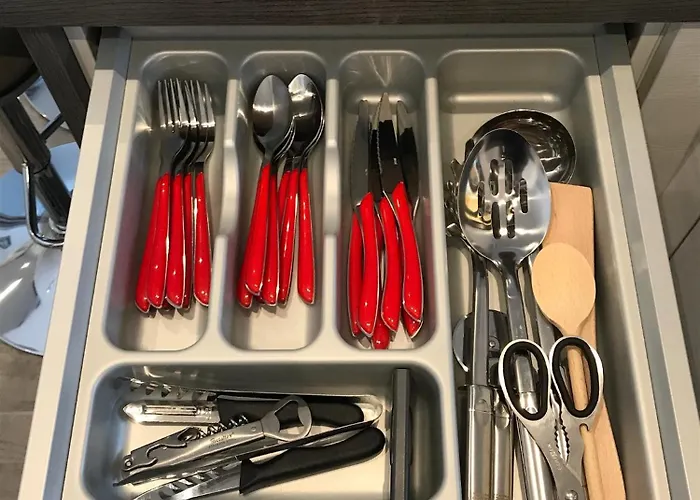 Location Corsica * אז'אקסיו