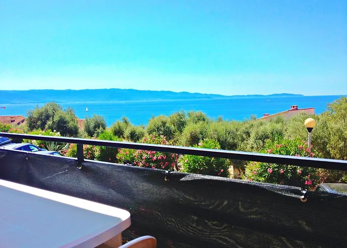 Location Corsica אז'אקסיו